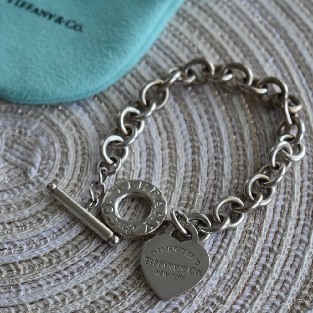 Tiffany & Co. Heart Tag Toggle Bracelet - Picture 5 of 6